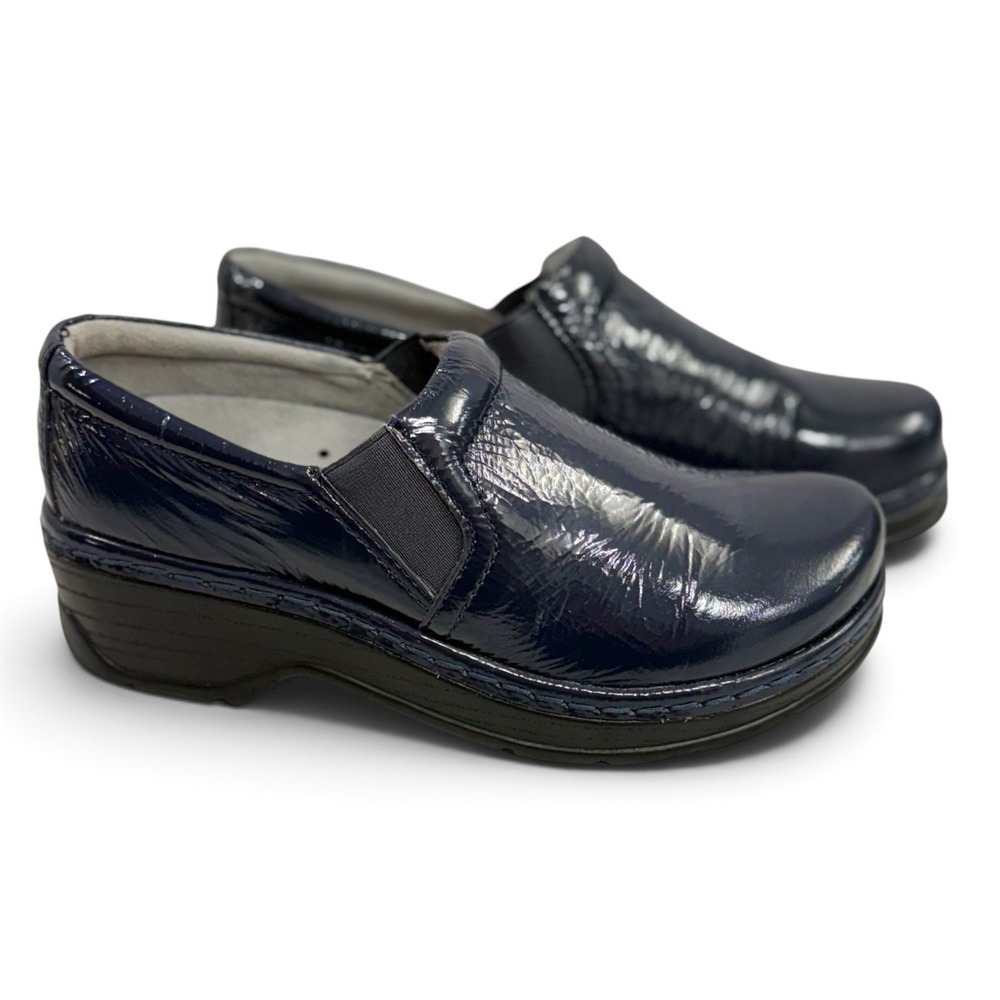 Klogs Footwear Size 8.5 Navy Slip On Nursing Clog Shoes NEW With Defects